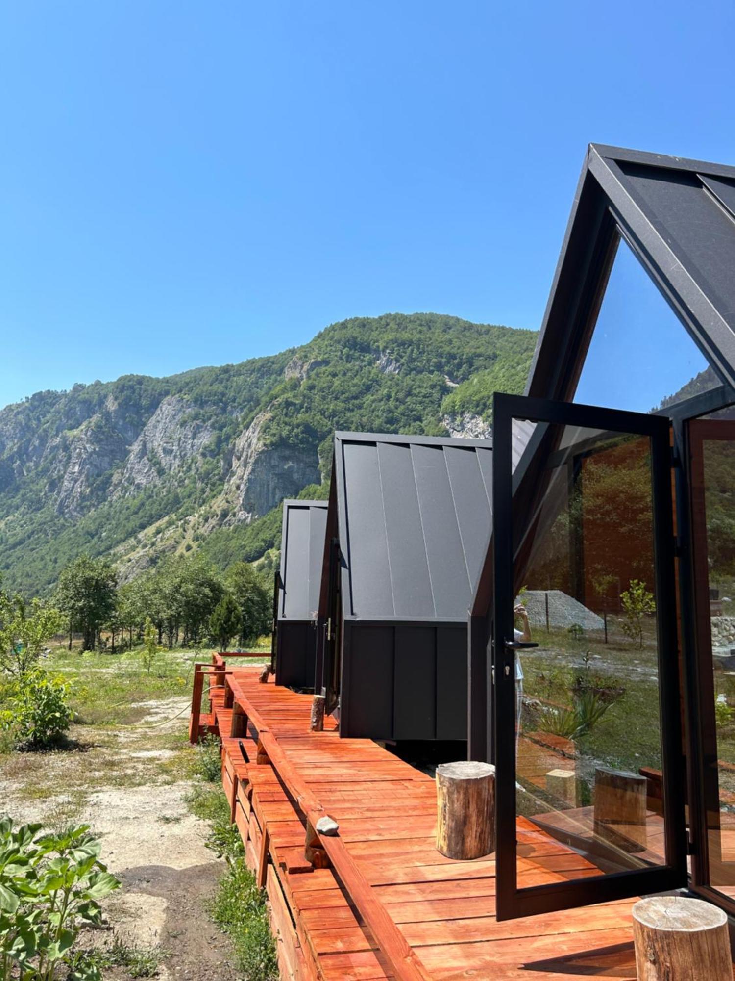 Vita Guesthouse Bajram Curri Zewnętrze zdjęcie